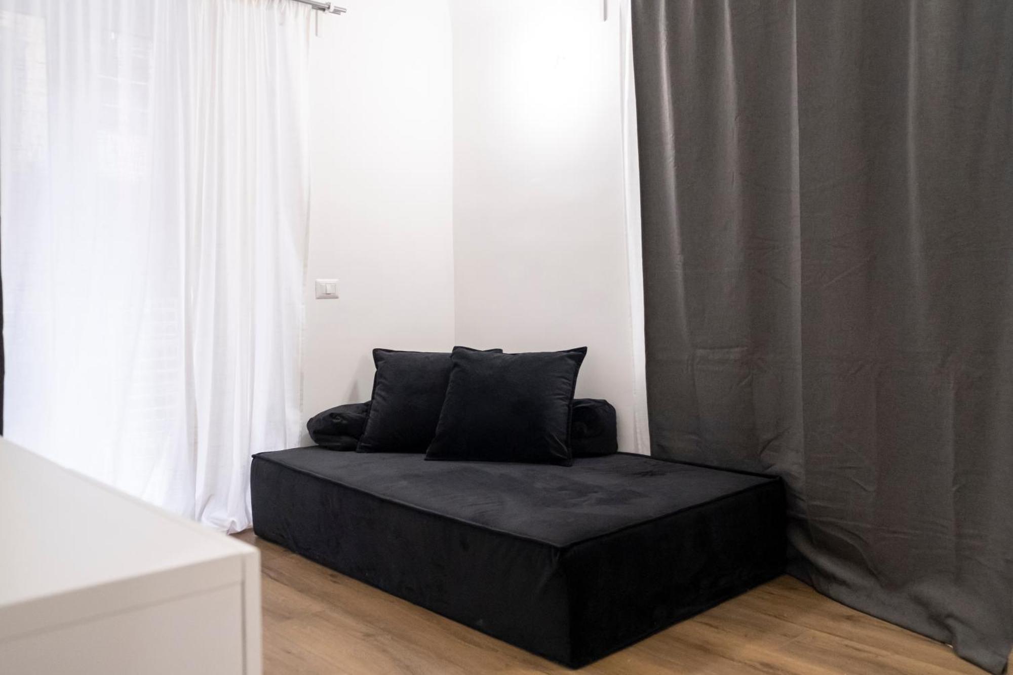 Apartmán Centro-5Stelle 10 Minuti Dal Mare A Piedi Savona Exteriér fotografie