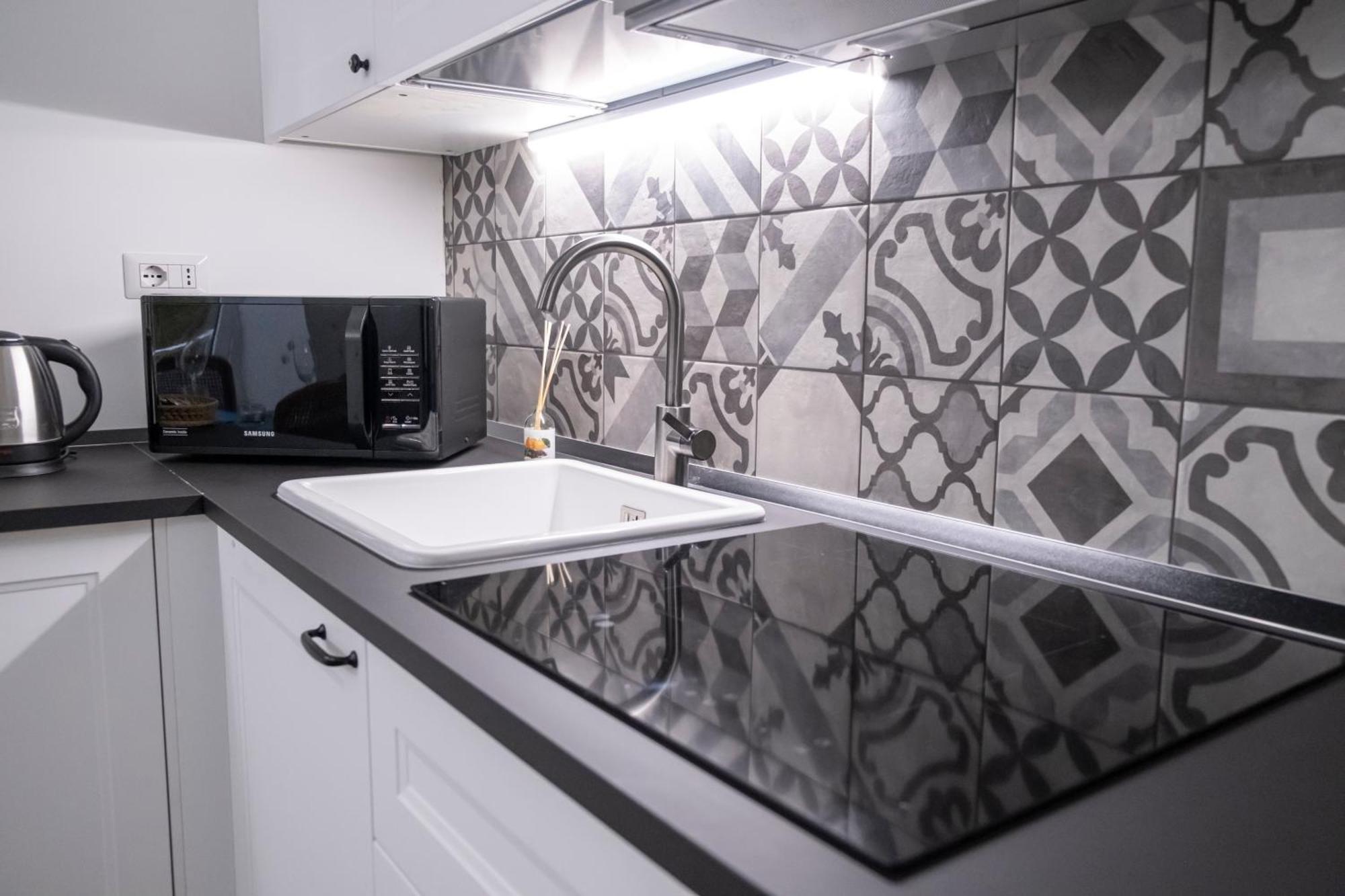 Apartmán Centro-5Stelle 10 Minuti Dal Mare A Piedi Savona Exteriér fotografie
